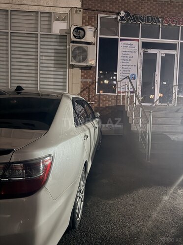 Toyota Camry-4
