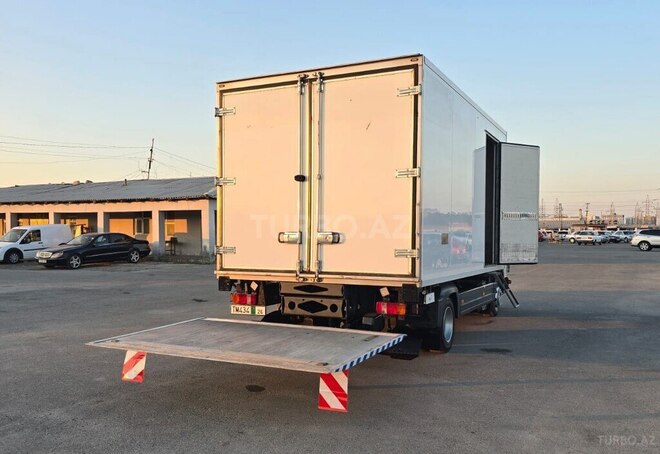 Mercedes Atego 816-18