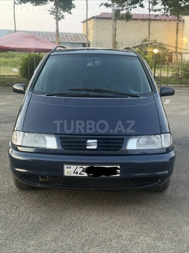 SEAT Alhambra-1