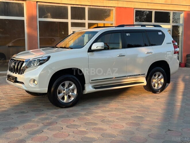 Toyota Land Cruiser Prado-11