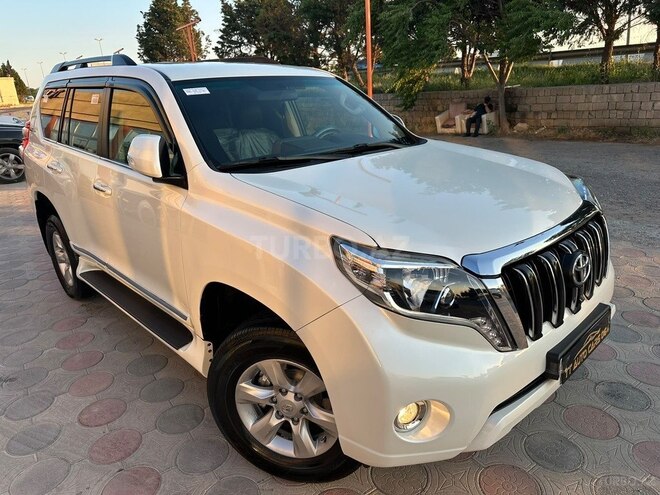 Toyota Land Cruiser Prado-4