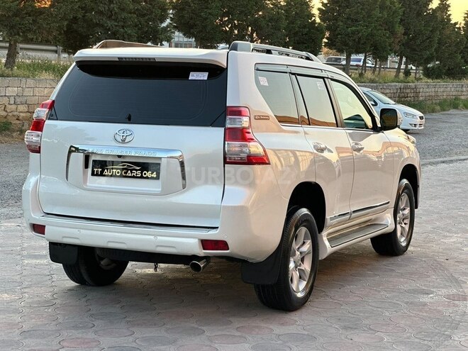 Toyota Land Cruiser Prado-14
