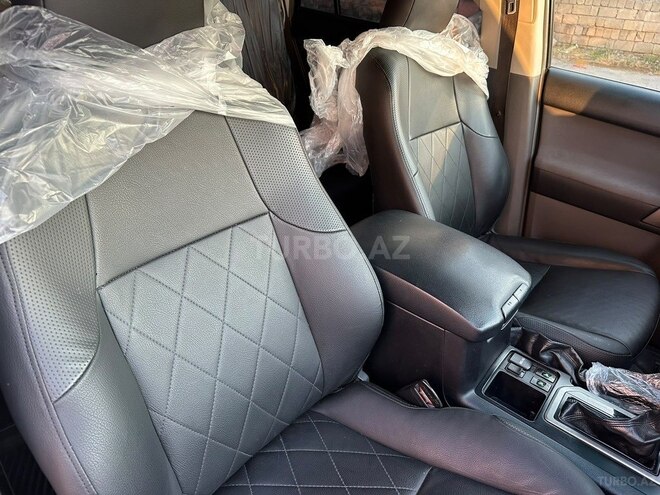 Toyota Land Cruiser Prado-22
