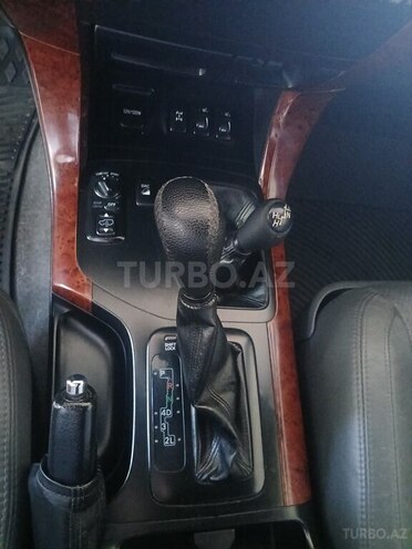 Toyota Land Cruiser Prado-14