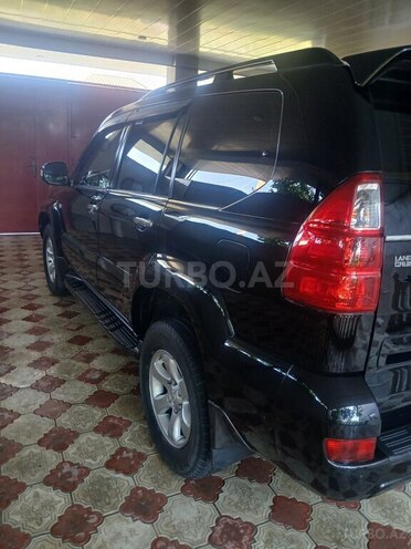 Toyota Land Cruiser Prado-15