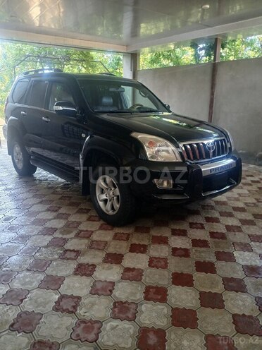 Toyota Land Cruiser Prado-16