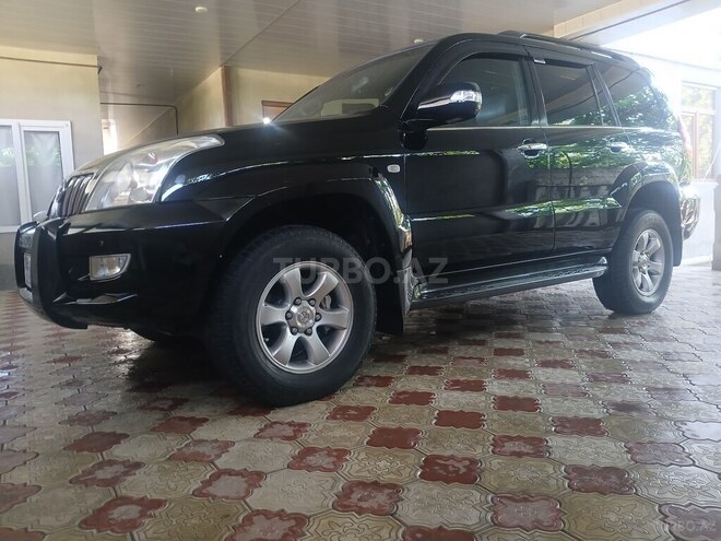 Toyota Land Cruiser Prado-17
