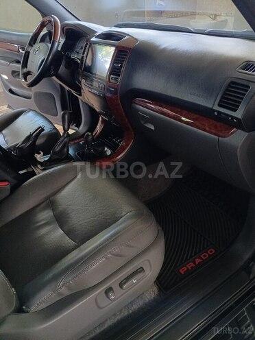 Toyota Land Cruiser Prado-18