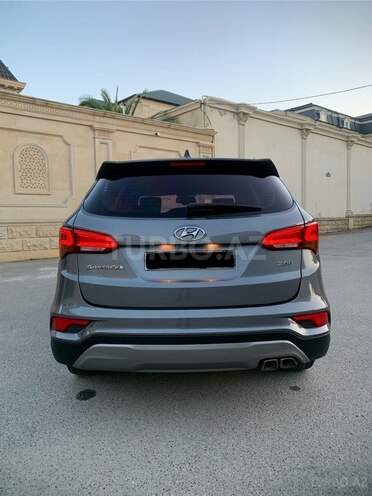 Hyundai Santa Fe-9