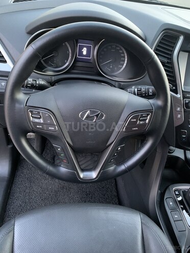 Hyundai Santa Fe-14