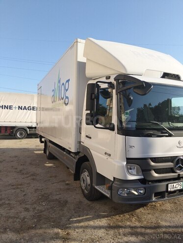 Mercedes Atego 818-11