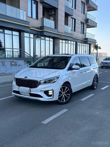Kia Carnival-3