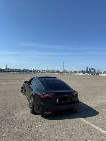 Kia Stinger-7