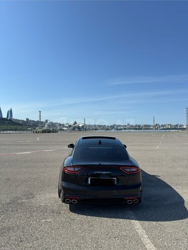 Kia Stinger-8