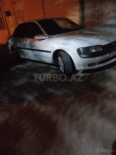 Opel Vectra-11