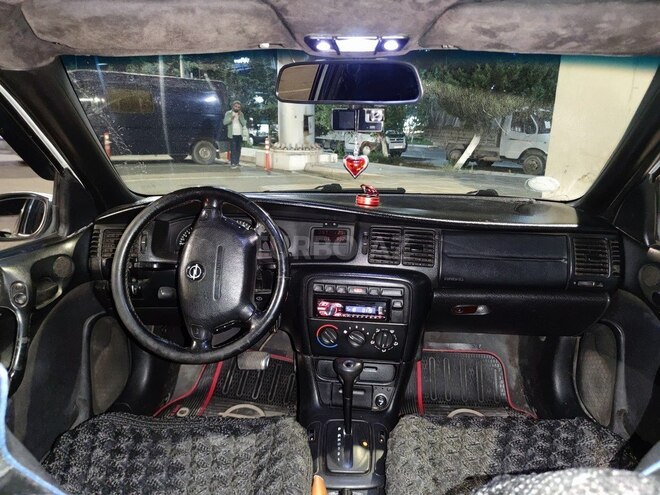 Opel Vectra-8