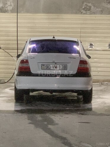 Opel Vectra-9