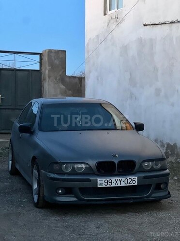 BMW 523-2