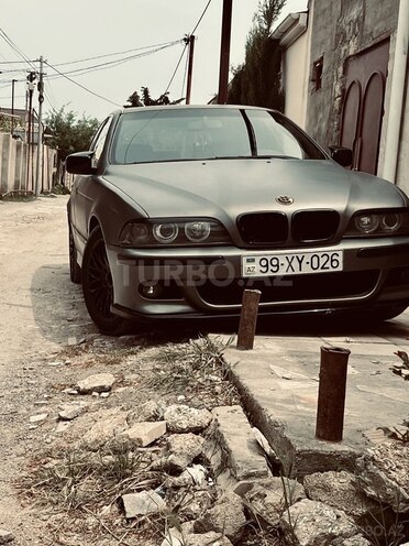 BMW 523-9