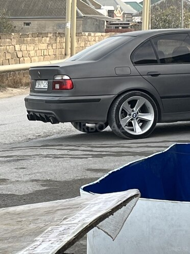 BMW 523-3