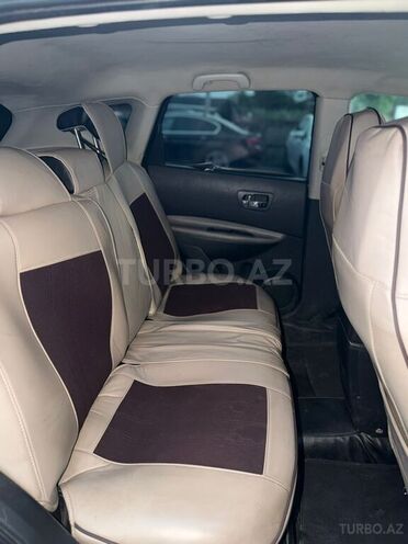 Nissan Qashqai-10