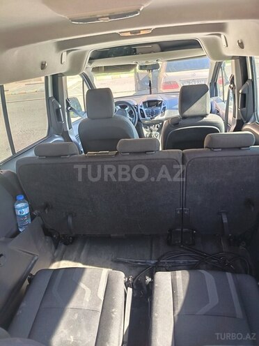 Ford Transit Connect-3