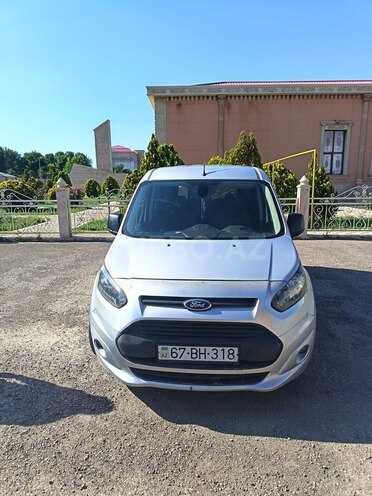 Ford Transit Connect-1