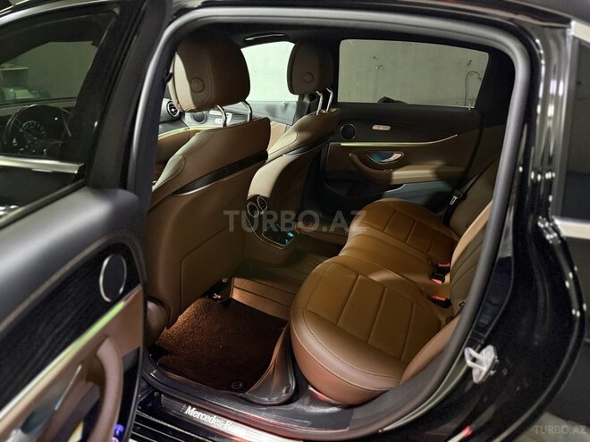 Mercedes E 300 e 4MATIC-8