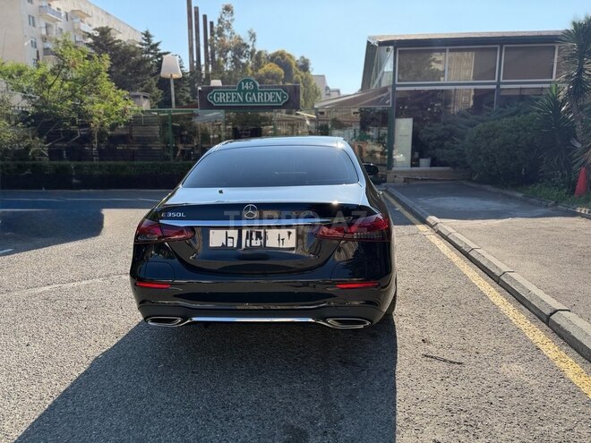 Mercedes E 300 e 4MATIC-2