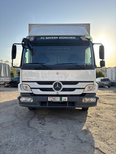 Mercedes Atego 818-3