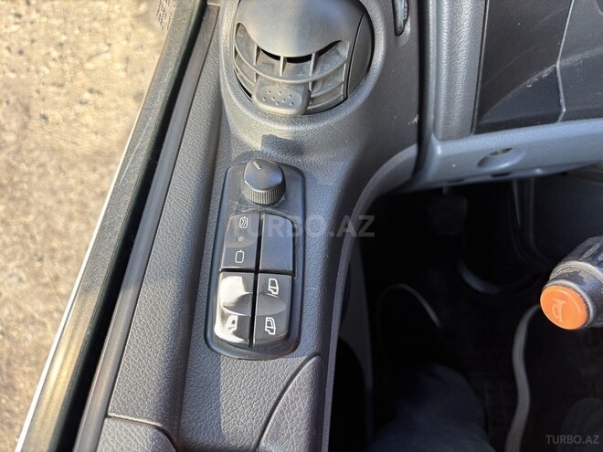 Mercedes Atego 818-13
