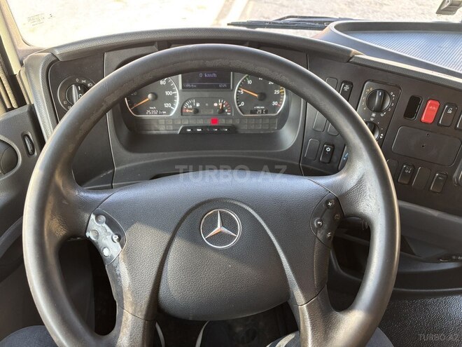 Mercedes Atego 818-14