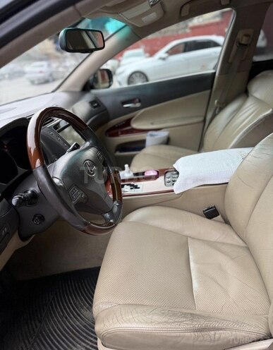 Lexus GS 300-6