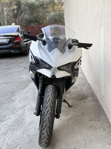 Kawasaki Ninja 500-4