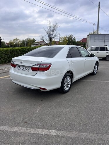 Toyota Camry-4