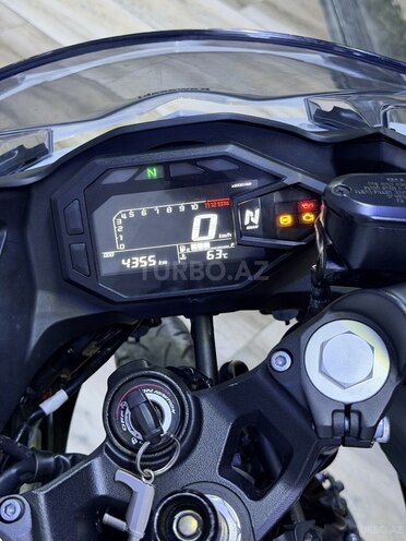 Kawasaki Ninja 500-5