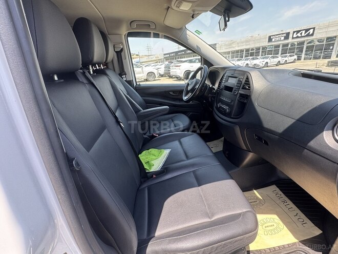 Mercedes Vito 119 CDI-12