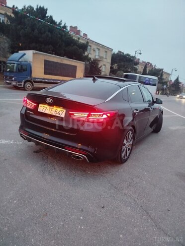Kia Optima-5