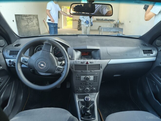 Opel Astra-3
