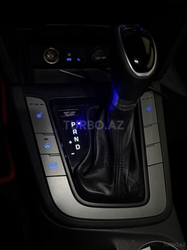 Hyundai Avante-13