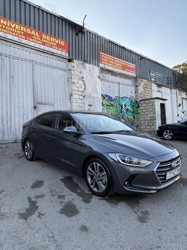 Hyundai Avante-4