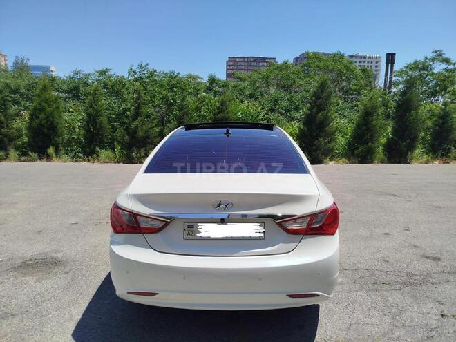 Hyundai Sonata-3