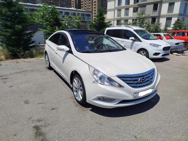 Hyundai Sonata-4
