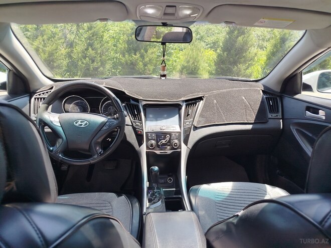 Hyundai Sonata-7