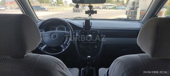 Chevrolet Lacetti-2