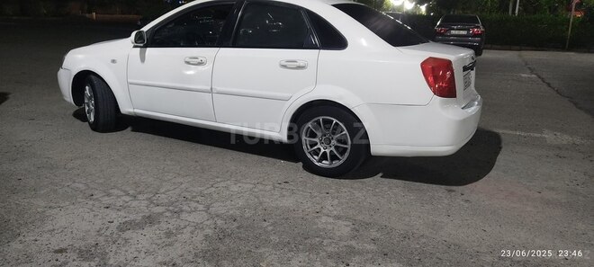 Chevrolet Lacetti-7