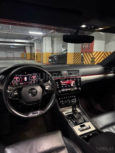 Skoda Superb-8