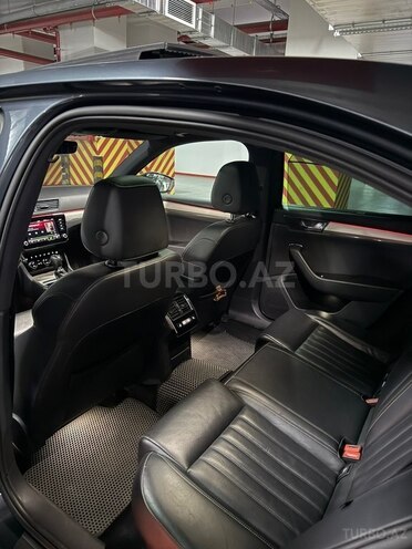Skoda Superb-9