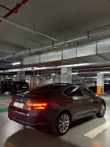 Skoda Superb-4