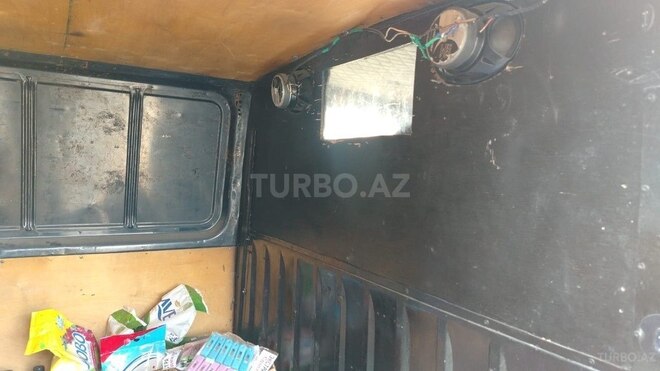 Ford Transit-3